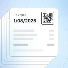 Stos faktur z datą 1/08/2025 i kodem QR. Dowiedz się, jak zrobić korektę faktury, aby uniknąć błędów.