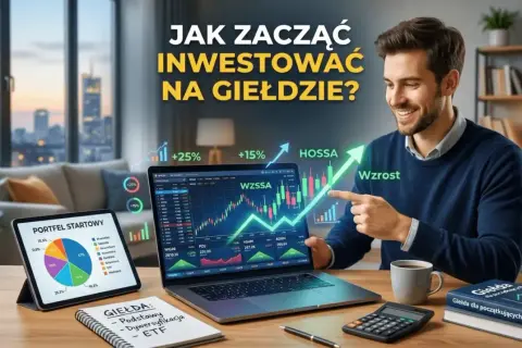 Mężczyzna uśmiecha się, wskazując na wykresy na laptopie i tablecie, symbolizujące jak nauczyć się inwestować na giełdzie.