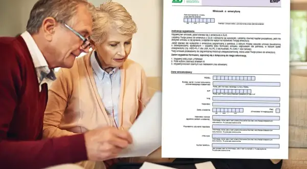 Starsze małżeństwo analizuje dokument "Wniosek o emeryturę" ZUS, przygotowując się do formalności związanych z przejściem na zasłużony odpoczynek.
