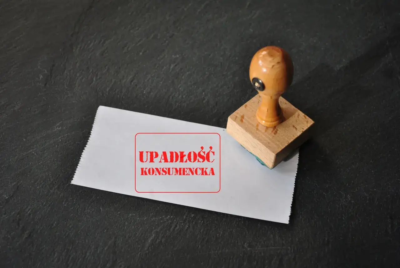 Stempel z napisem